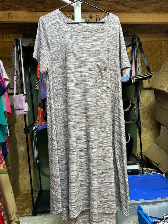 LuLaRoe Dresses & Skirts - LuLaRoe Heathered Gray Maxi Dress with Pocket Size XL